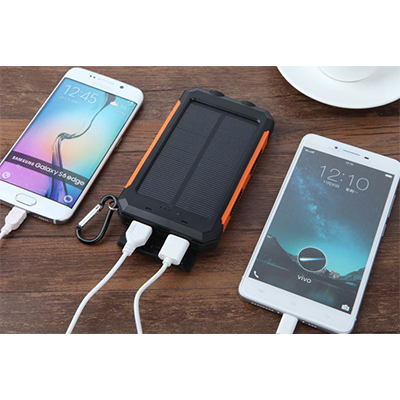 ソーラーチャージャー  20000mAh  懐中電灯&SOS発信&フラッシュモード